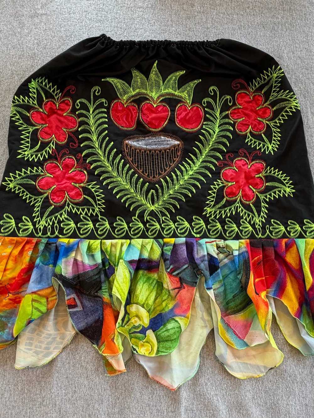 Pohnpeian / Micronesian Floral Embroidered Ruffle Hem Women's Skirt